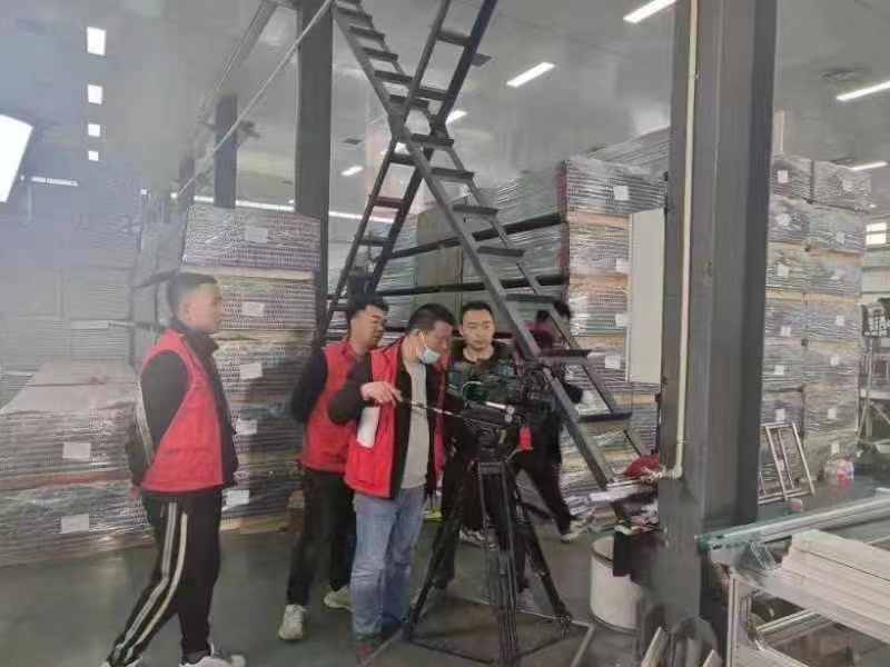 互邦為深圳泓意寶自動化設備有限公司拍攝宣傳片