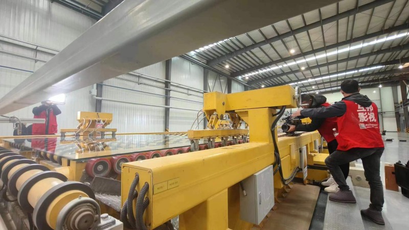 互邦影視為耀華玻璃集團拍攝產品宣傳片