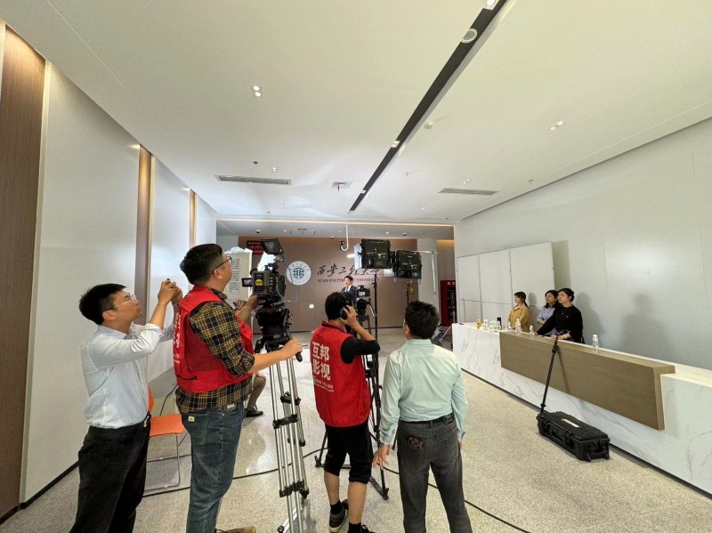 西安工程大學宣傳片拍攝中