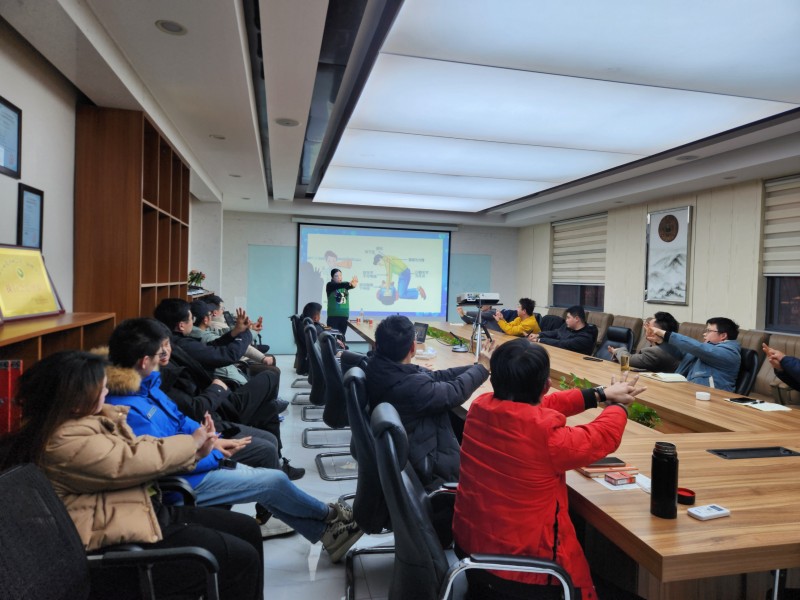 2025年2月11日,為了積極響應社會對于健康生活的廣泛需求,互邦影視在公司內部舉辦了一場以“預防疾病,關愛健康”為主題的疾病預防講座