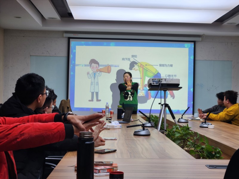 2025年2月11日,為了積極響應社會對于健康生活的廣泛需求,互邦影視在公司內部舉辦了一場以“預防疾病,關愛健康”為主題的疾病預防講座