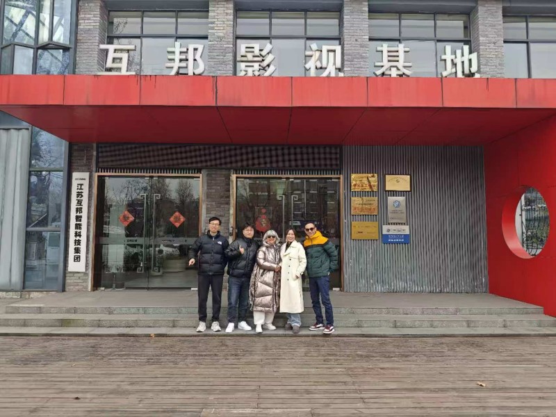 互邦影視為Clamori竹節包拍攝品牌形象片,創始人親赴現場指導